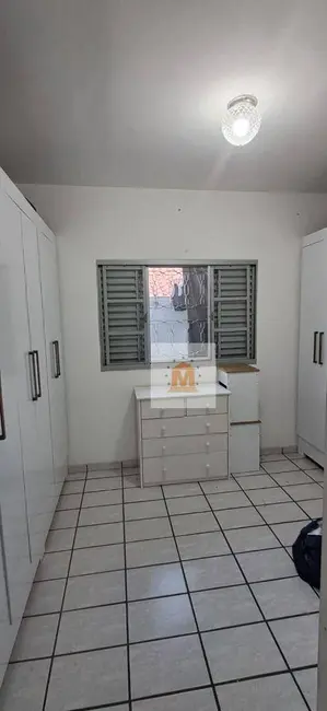 Foto 3 de Casa com 3 quartos à venda, 135m2 em Parque Califórnia, Jacarei - SP