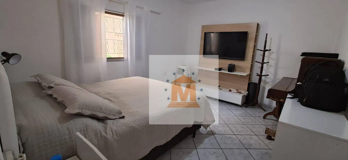 Foto 5 de Casa com 3 quartos à venda, 135m2 em Parque Califórnia, Jacarei - SP