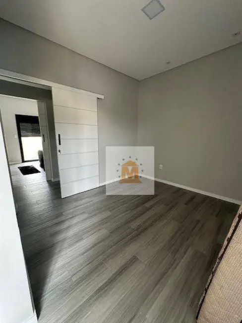 Foto 6 de Casa de Condomínio com 3 quartos à venda, 1700m2 em Condomínio Parque Vale dos Lagos, Jacarei - SP