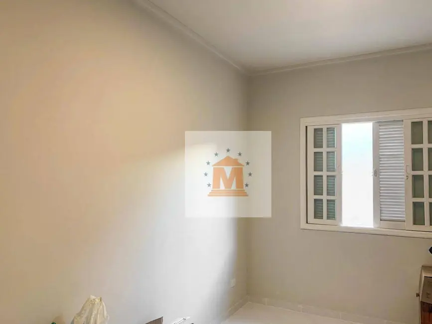 Foto 3 de Casa com 2 quartos à venda, 140m2 em Parque dos Príncipes, Jacarei - SP