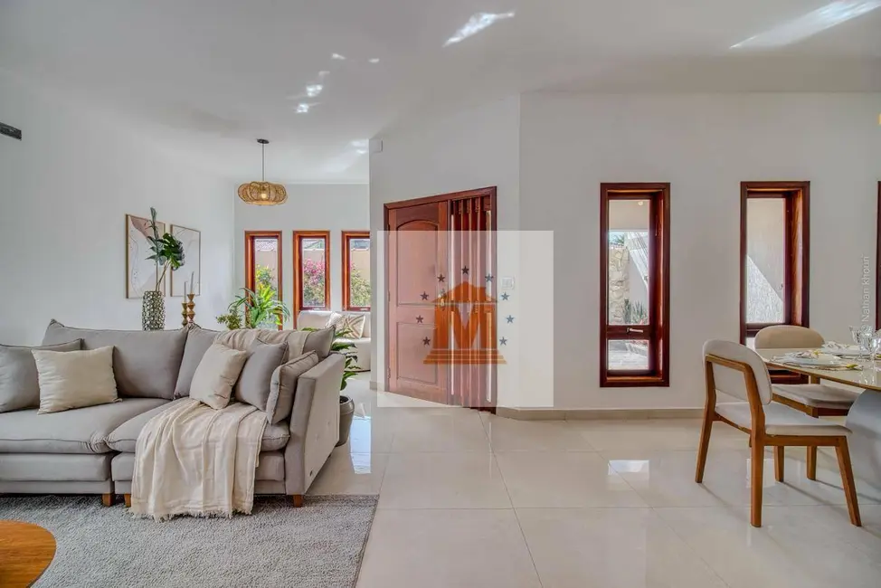 Foto 4 de Sobrado com 7 quartos à venda, 390m2 em Jardim Santa Maria, Jacarei - SP