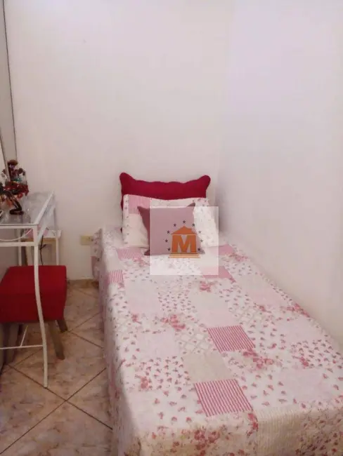 Foto 4 de Sobrado com 3 quartos à venda, 390m2 em Jardim Colônia, Jacarei - SP