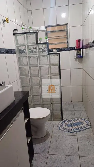 Sobrado com 3 quartos à venda em Sao Jose Dos Campos - SP - imagem 6 Foto 6 de Sobrado com 3 quartos à venda em Sao Jose Dos Campos - SP