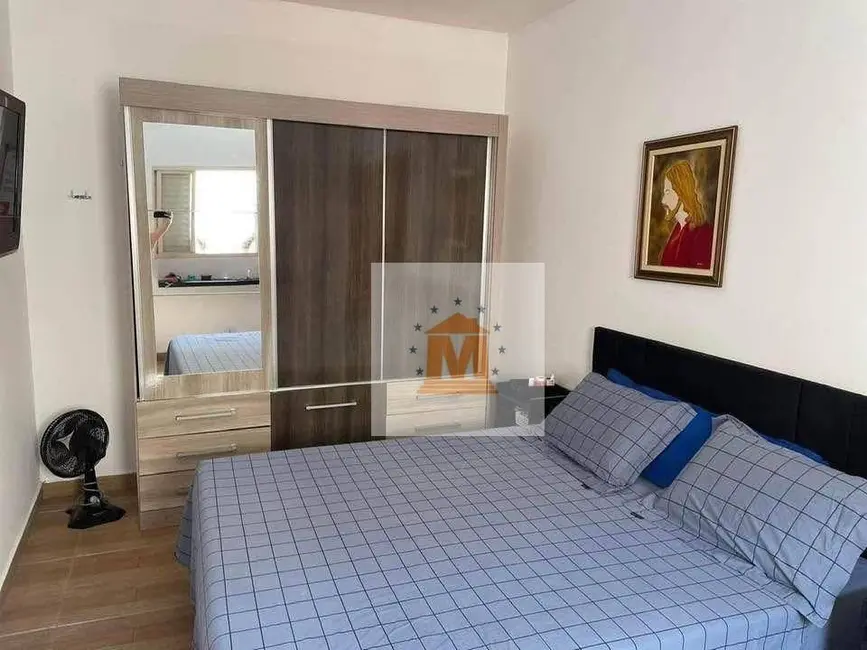 Sobrado com 3 quartos à venda, 175m2 em Residencial Parque dos Sinos, Jacarei - SP - imagem 3 Foto 3 de Sobrado com 3 quartos à venda, 175m2 em Residencial Parque dos Sinos, Jacarei - SP