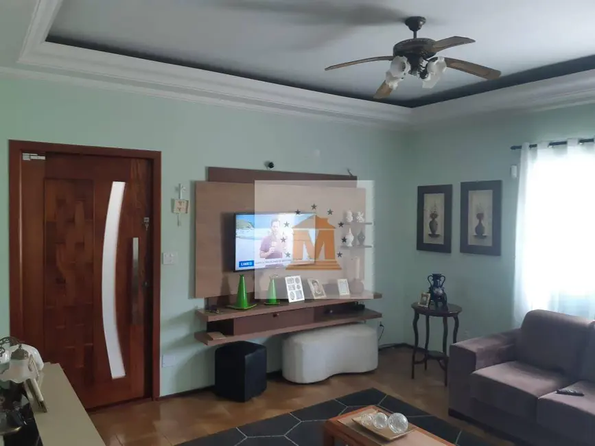 Foto 2 de Casa com 4 quartos à venda, 320m2 em Jardim Santa Maria, Jacarei - SP