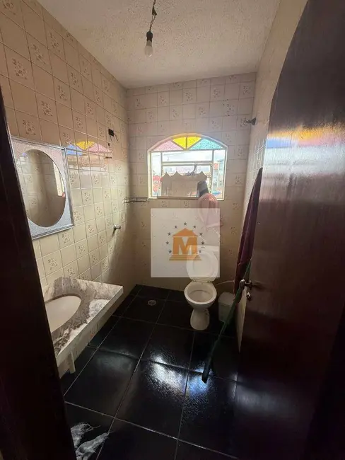 Foto 9 de Sobrado com 6 quartos à venda, 255m2 em Jardim Primavera, Jacarei - SP