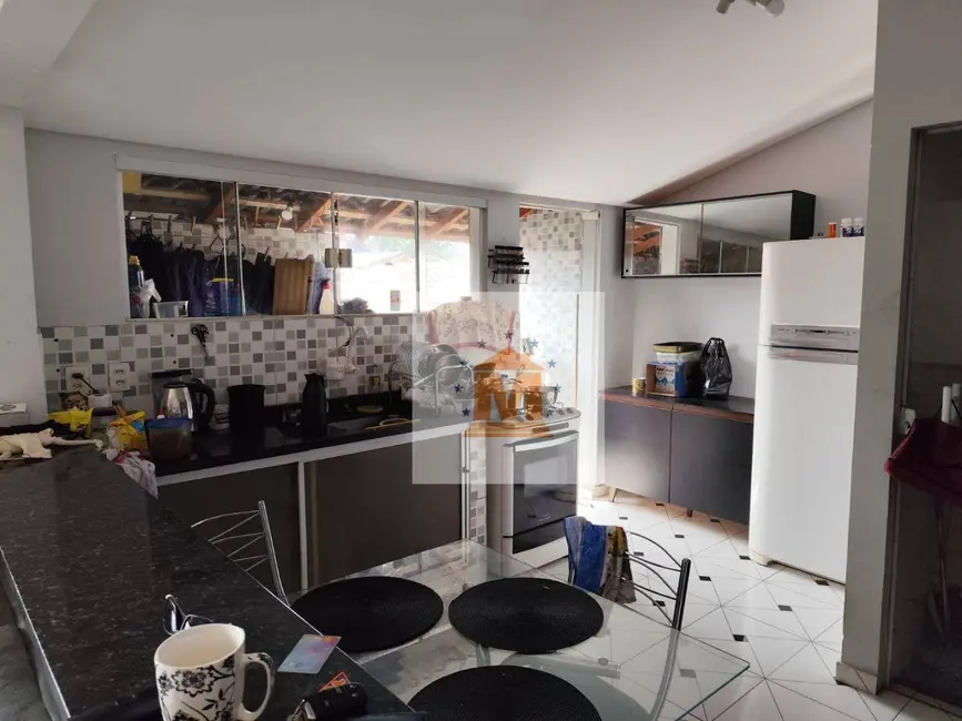 Foto 2 de Sobrado com 3 quartos à venda, 125m2 em Sao Jose Dos Campos - SP