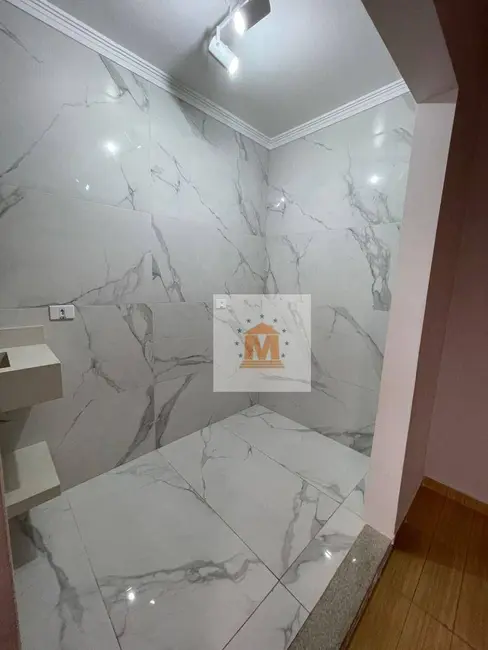 Foto 8 de Casa com 2 quartos à venda, 140m2 em Parque dos Príncipes, Jacarei - SP