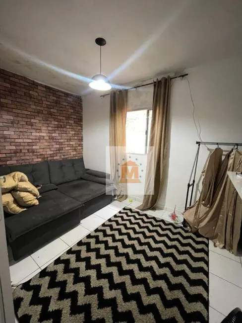 Foto 3 de Casa com 2 quartos à venda, 150m2 em Jardim Flórida, Jacarei - SP