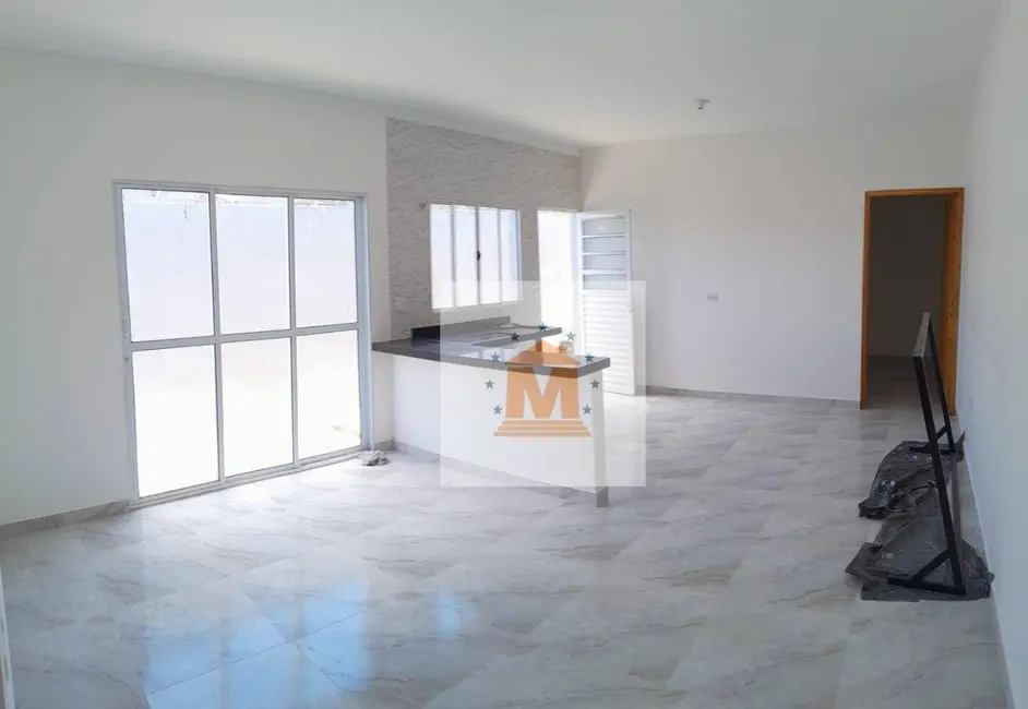 Foto 1 de Casa com 2 quartos à venda, 150m2 em Centro, Jacarei - SP
