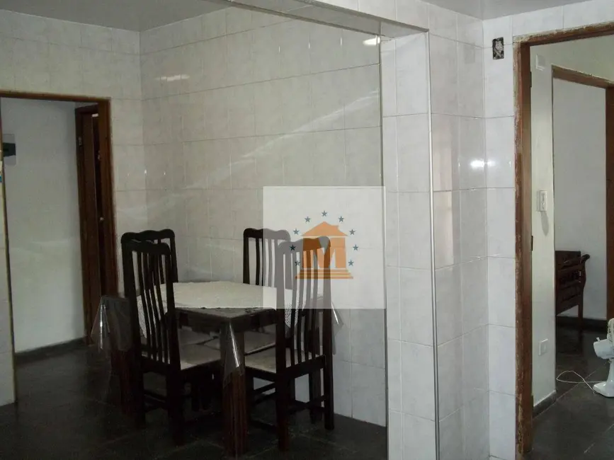 Sobrado com 3 quartos à venda, 265m2 em Sao Jose Dos Campos - SP - imagem 8 Foto 8 de Sobrado com 3 quartos à venda, 265m2 em Sao Jose Dos Campos - SP