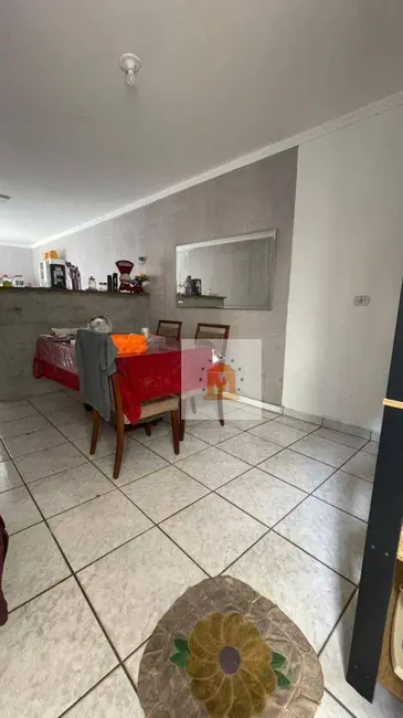 Foto 4 de Casa com 3 quartos à venda, 207m2 em Jardim São José, Jacarei - SP