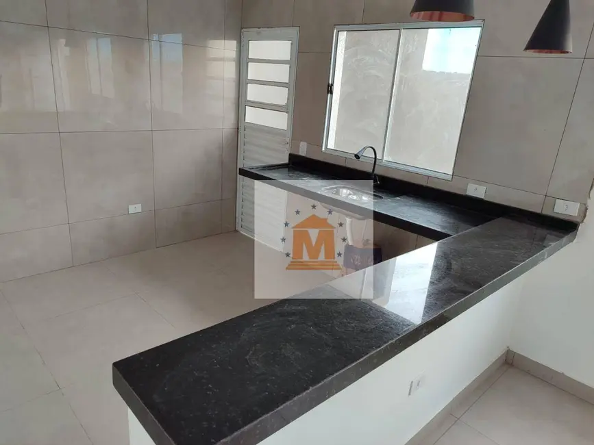 Foto 3 de Casa com 2 quartos à venda, 125m2 em Jardim Emília, Jacarei - SP