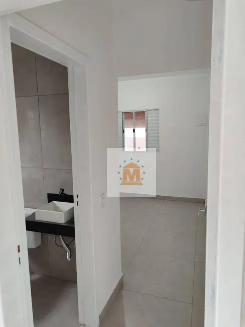 Foto 9 de Casa com 2 quartos à venda, 125m2 em Jardim Emília, Jacarei - SP