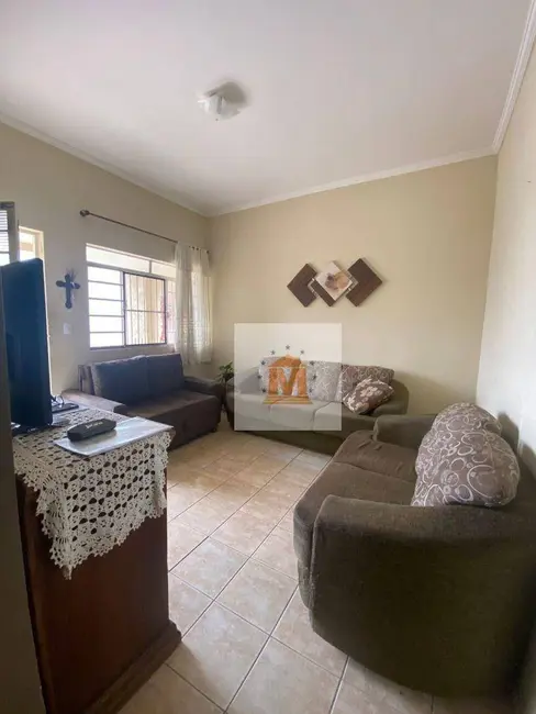 Foto 5 de Casa com 2 quartos à venda, 300m2 em Jardim Flórida, Jacarei - SP
