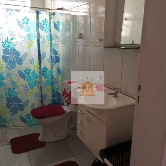 Sobrado com 3 quartos à venda em Vila Nova Aliança, Jacarei - SP - imagem 9 Foto 9 de Sobrado com 3 quartos à venda em Vila Nova Aliança, Jacarei - SP