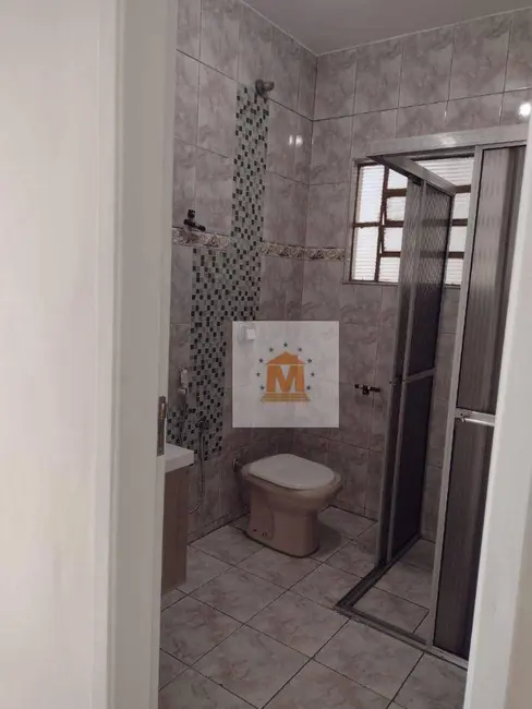 Casa com 2 quartos à venda, 150m2 em Parque Itamarati, Jacarei - SP - imagem 6 Foto 6 de Casa com 2 quartos à venda, 150m2 em Parque Itamarati, Jacarei - SP