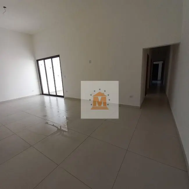 Casa com 3 quartos à venda, 250m2 em Jacarei - SP - imagem 7 Foto 7 de Casa com 3 quartos à venda, 250m2 em Jacarei - SP