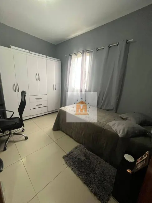 Casa de Condomínio com 3 quartos à venda, 180m2 em Loteamento Jardim Sol Nascente, Jacarei - SP - imagem 7 Foto 7 de Casa de Condomínio com 3 quartos à venda, 180m2 em Loteamento Jardim Sol Nascente, Jacarei - SP