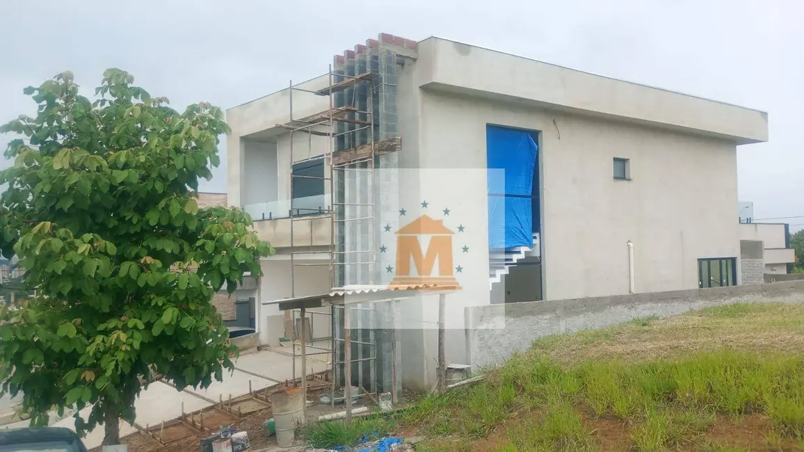 Foto 1 de Sobrado com 4 quartos à venda, 250m2 em Jardim Panorama, Jacarei - SP