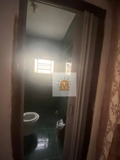 Casa com 2 quartos à venda em Parque Imperial, Jacarei - SP - imagem 2 Foto 2 de Casa com 2 quartos à venda em Parque Imperial, Jacarei - SP