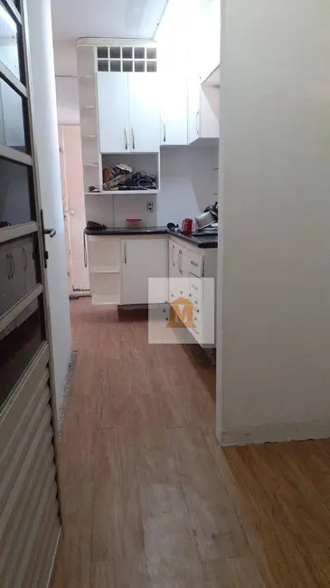 Foto 2 de Casa com 2 quartos à venda, 150m2 em Sao Jose Dos Campos - SP