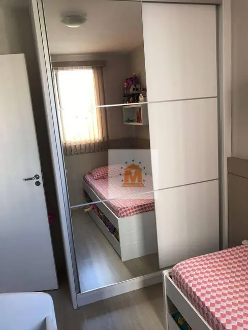 Foto 8 de Apartamento com 2 quartos à venda, 51m2 em Jardim Califórnia, Jacarei - SP