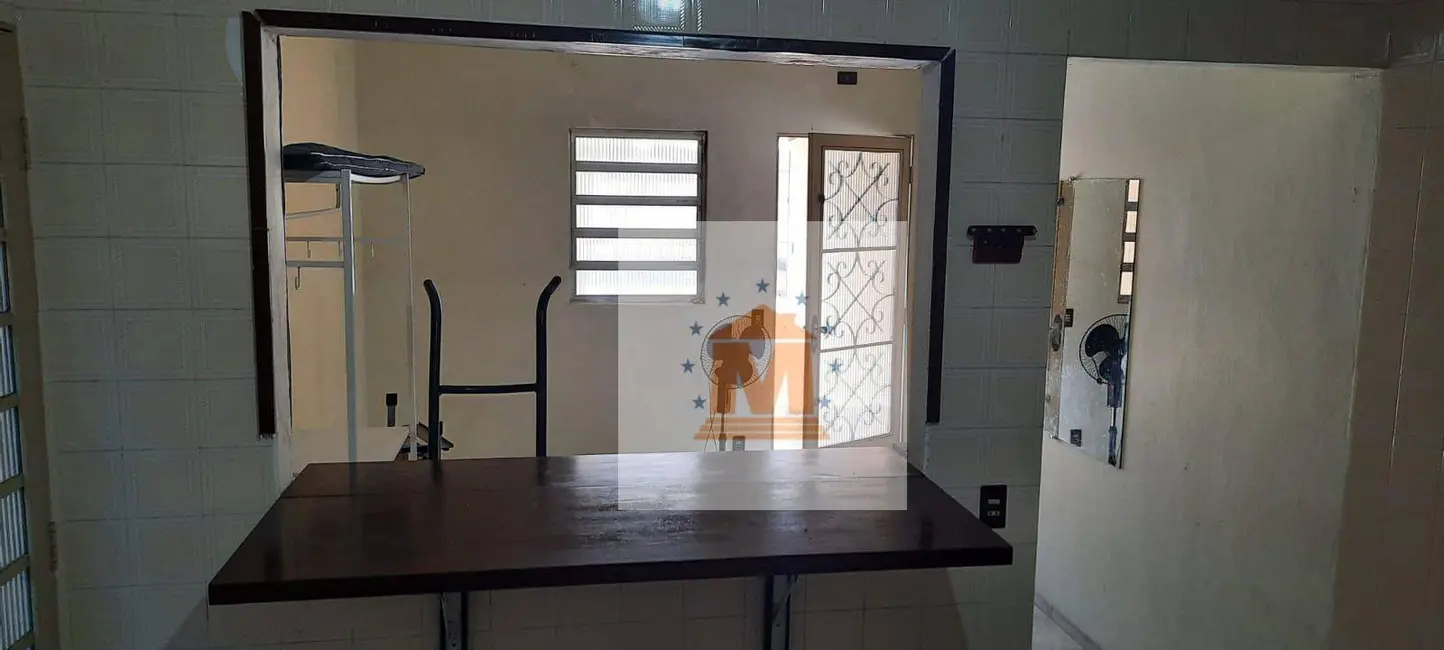 Foto 1 de Casa com 2 quartos à venda, 70m2 em Jardim Emília, Jacarei - SP