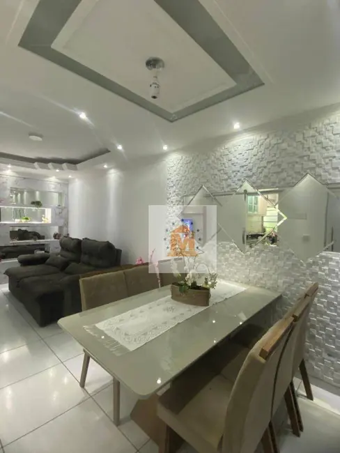 Casa de Condomínio com 3 quartos à venda, 166m2 em Cidade Salvador, Jacarei - SP - imagem 1 Foto 1 de Casa de Condomínio com 3 quartos à venda, 166m2 em Cidade Salvador, Jacarei - SP