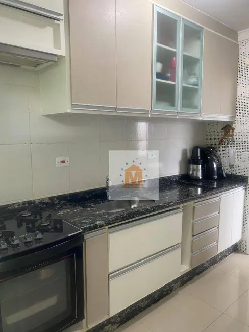 Casa de Condomínio com 3 quartos à venda, 166m2 em Cidade Salvador, Jacarei - SP - imagem 3 Foto 3 de Casa de Condomínio com 3 quartos à venda, 166m2 em Cidade Salvador, Jacarei - SP