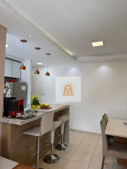 Foto 3 de Apartamento com 2 quartos à venda, 56m2 em São João, Jacarei - SP