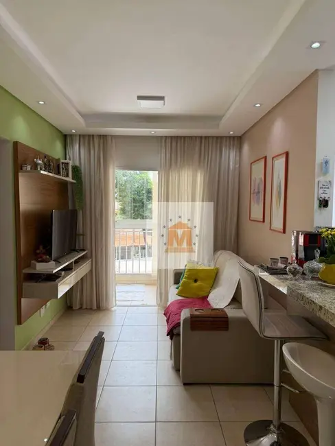 Foto 2 de Apartamento com 2 quartos à venda, 56m2 em São João, Jacarei - SP