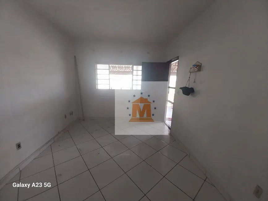 Casa com 3 quartos à venda, 180m2 em Jardim Elza Maria, Jacarei - SP - imagem 3 Foto 3 de Casa com 3 quartos à venda, 180m2 em Jardim Elza Maria, Jacarei - SP