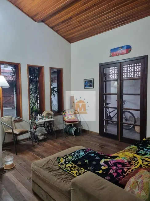 Foto 5 de Casa com 3 quartos à venda, 250m2 em Cidade Jardim, Jacarei - SP