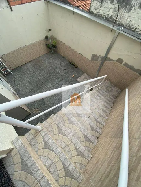 Sobrado com 3 quartos à venda, 126m2 em Cidade Nova Jacareí, Jacarei - SP - imagem 4 Foto 4 de Sobrado com 3 quartos à venda, 126m2 em Cidade Nova Jacareí, Jacarei - SP