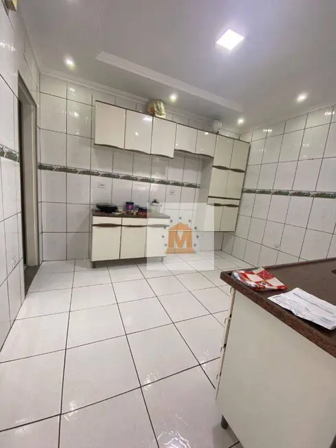 Sobrado com 3 quartos à venda, 126m2 em Cidade Nova Jacareí, Jacarei - SP - imagem 1 Foto 1 de Sobrado com 3 quartos à venda, 126m2 em Cidade Nova Jacareí, Jacarei - SP