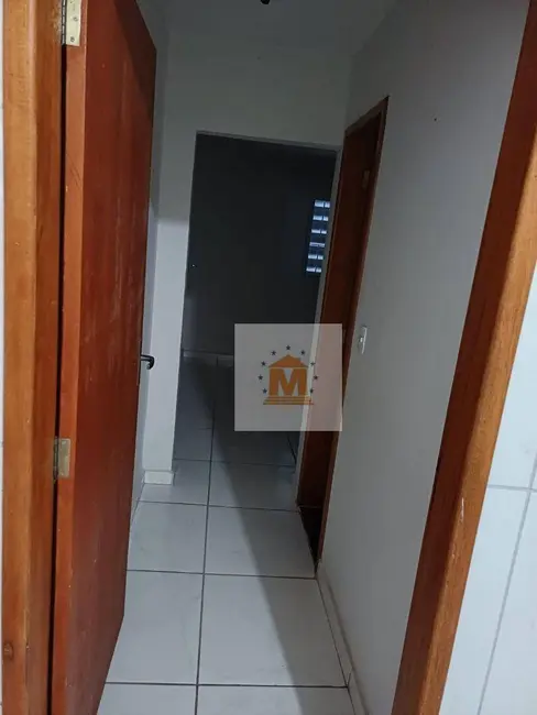 Foto 2 de Casa com 2 quartos à venda, 125m2 em Jardim Nova Esperança, Jacarei - SP