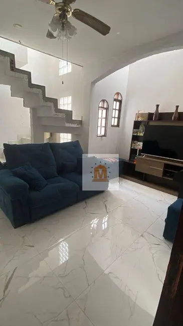 Foto 4 de Sobrado com 4 quartos à venda, 125m2 em Jardim Nova Esperança, Jacarei - SP