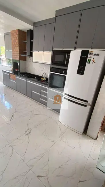 Foto 2 de Sobrado com 4 quartos à venda, 125m2 em Jardim Nova Esperança, Jacarei - SP