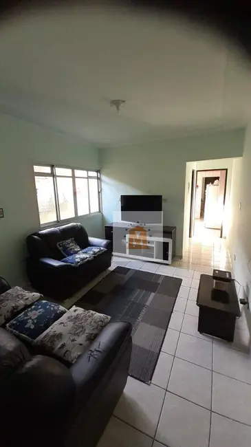 Casa com 2 quartos à venda em Jardim São Luiz, Jacarei - SP - imagem 1 Foto 1 de Casa com 2 quartos à venda em Jardim São Luiz, Jacarei - SP