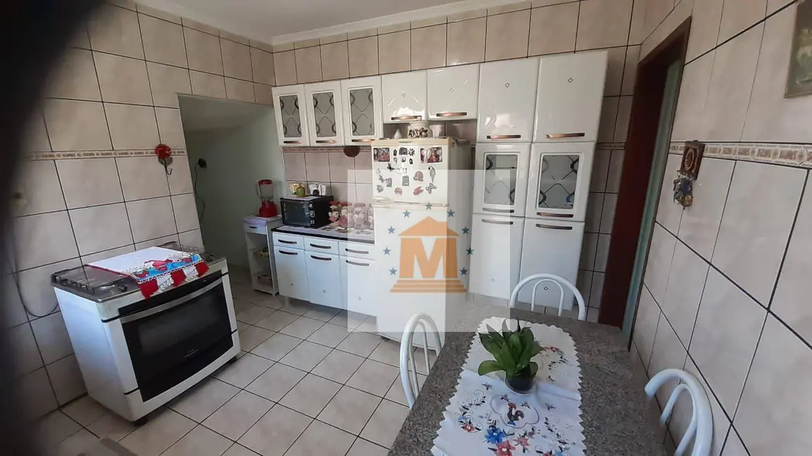 Casa com 2 quartos à venda em Jardim São Luiz, Jacarei - SP - imagem 2 Foto 2 de Casa com 2 quartos à venda em Jardim São Luiz, Jacarei - SP