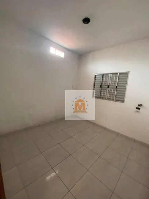 Casa com 2 quartos à venda, 175m2 em Bandeira Branca, Jacarei - SP - imagem 4 Foto 4 de Casa com 2 quartos à venda, 175m2 em Bandeira Branca, Jacarei - SP