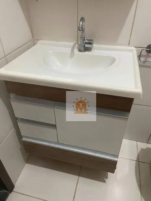 Foto 2 de Sobrado com 2 quartos à venda, 150m2 em Bandeira Branca, Jacarei - SP