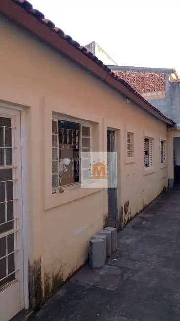 Foto 1 de Casa com 2 quartos à venda, 140m2 em Parque dos Príncipes, Jacarei - SP
