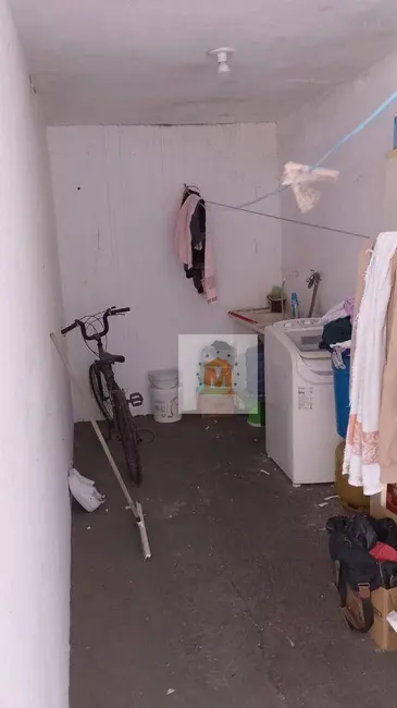 Foto 7 de Casa com 2 quartos à venda, 140m2 em Parque dos Príncipes, Jacarei - SP