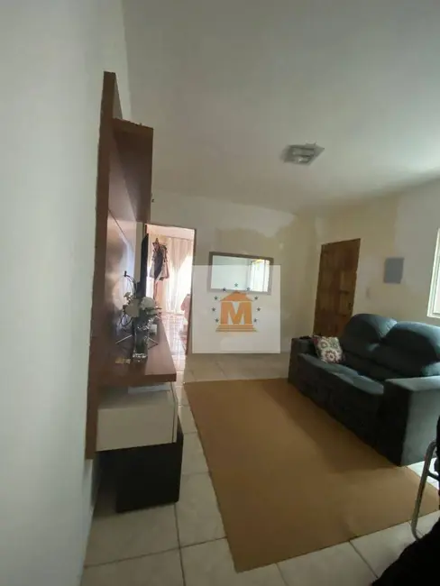 Foto 3 de Sobrado com 2 quartos à venda em Bandeira Branca, Jacarei - SP