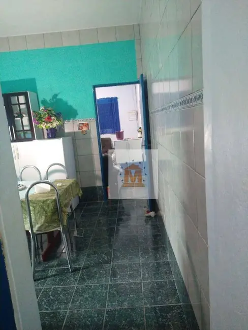 Foto 6 de Casa com 2 quartos à venda em Parque dos Príncipes, Jacarei - SP