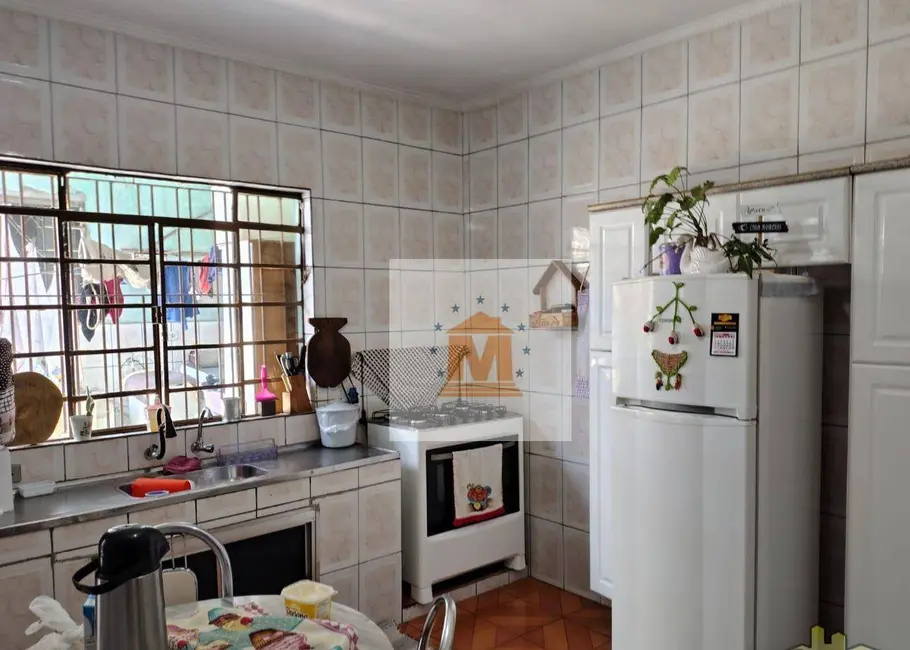 Sobrado com 3 quartos à venda, 140m2 em Parque dos Príncipes, Jacarei - SP - imagem 5 Foto 5 de Sobrado com 3 quartos à venda, 140m2 em Parque dos Príncipes, Jacarei - SP