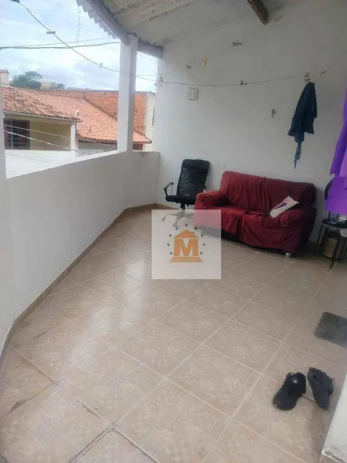 Foto 3 de Casa com 3 quartos à venda, 197m2 em Parque Imperial, Jacarei - SP