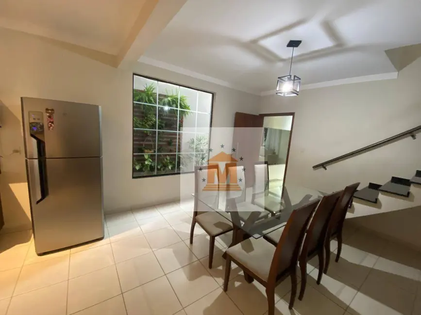 Foto 3 de Sobrado com 3 quartos à venda, 175m2 em Jacarei - SP